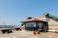 鷲羽山レストハウスがリニューアルオープン ローカル食堂や本屋など新設 岡山・倉敷市