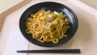 「ホルモンうどん」で心をつかめ! 東京の社員食堂で岡山県がご当地グルメをPR