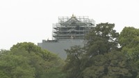 改修中の岡山城 外壁の塗り直しを終え足場の解体始まる