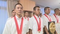 甲子園を前に おかやま山陽野球部が知事を訪問 全力プレー誓う