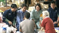 安倍総理らが岡山県の豪雨被災地を視察 早期に「激甚災害」指定へ
