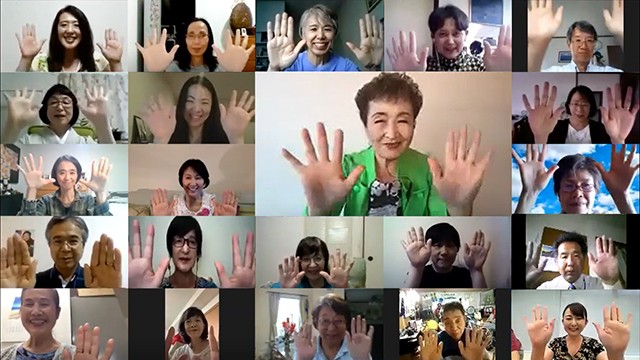 読者会議メンバーオンライン交流会with加藤登紀子さん