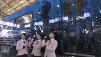 4月から運行!高知めぐる観光列車 車体ラッピング作業を公開 香川・多度津町