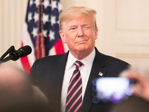 弾劾裁判で無罪となったトランプ大統領 勝利宣言の裏側は