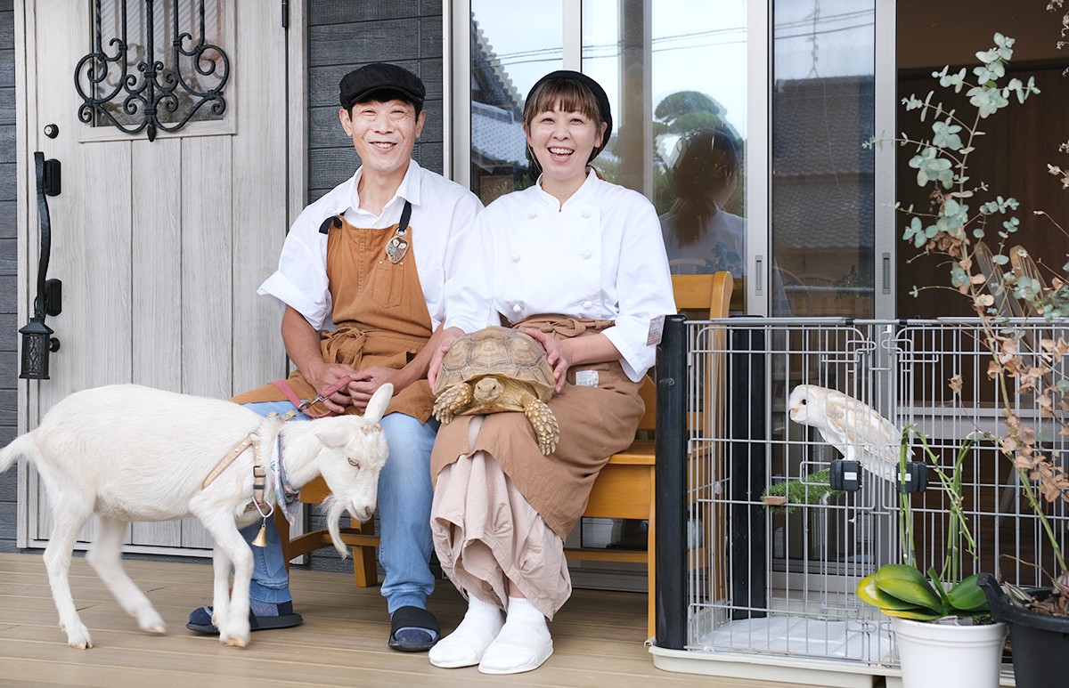 元刑事と小動物たちの第2の人生 アニマルカフェで命のぬくもりを感じて