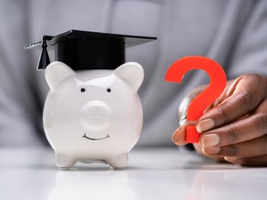 学費が特別受益になるケースとならないケース、判断基準や裁判例を紹介