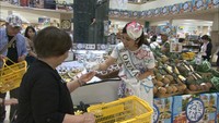 ゴーヤにあぐー豚…沖縄のおいしいものが岡山のスーパーに大集合