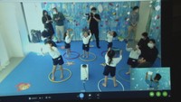 四国水族館に「オンライン遠足」 大阪の保育園児が360度カメラの映像など体感 香川