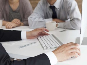 3.受託者が持つ広い権限とは?不動産購入や銀行借り入れも