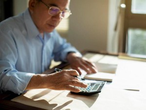 準確定申告とは? やり方から期限、注意点、不要なケースまで解説 必要書類も紹介