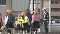 児童の安全な通学を警察官が呼び掛け 歩行中の事故の死傷者、最多は7歳児 香川県警