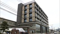 備前市の新庁舎が完成 「耐火れんが」をイメージ エントランスに備前焼も