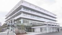 香川・善通寺市「新庁舎」で仕事始め 2階には市立図書館も