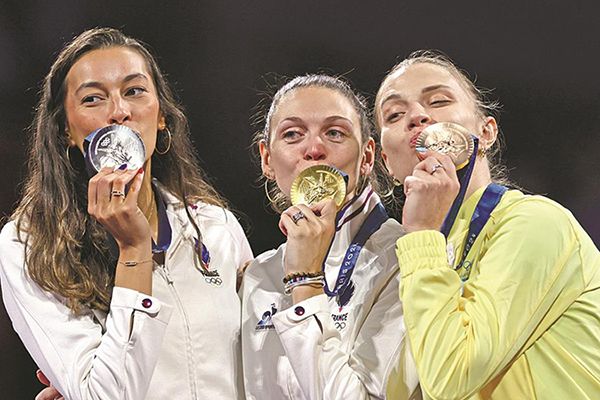 ウクライナ希望の初メダルはフェンシングパリ五輪 朝日小学生新聞 朝日中高生新聞