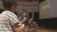 アニメやドラマの効果音をつくる「フォーリーアーティスト」が授業 小学生がおもちゃや雑貨で音づくりに挑戦 高松市