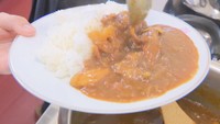 高校生が開発中 地元の食材を使ったレトルトカレーの試食会 岡山市