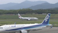 お盆期間 空の便の利用者 羽田便は前年並み 沖縄便は大幅増 高松空港