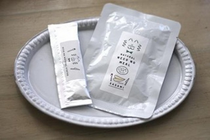 ラシャトンのNZフリーレンジナチュラルチキンシリーズ(やわらかなペーストタイプのおやつと食べごたえのあるささみタイプ。猫も犬も食べられる)