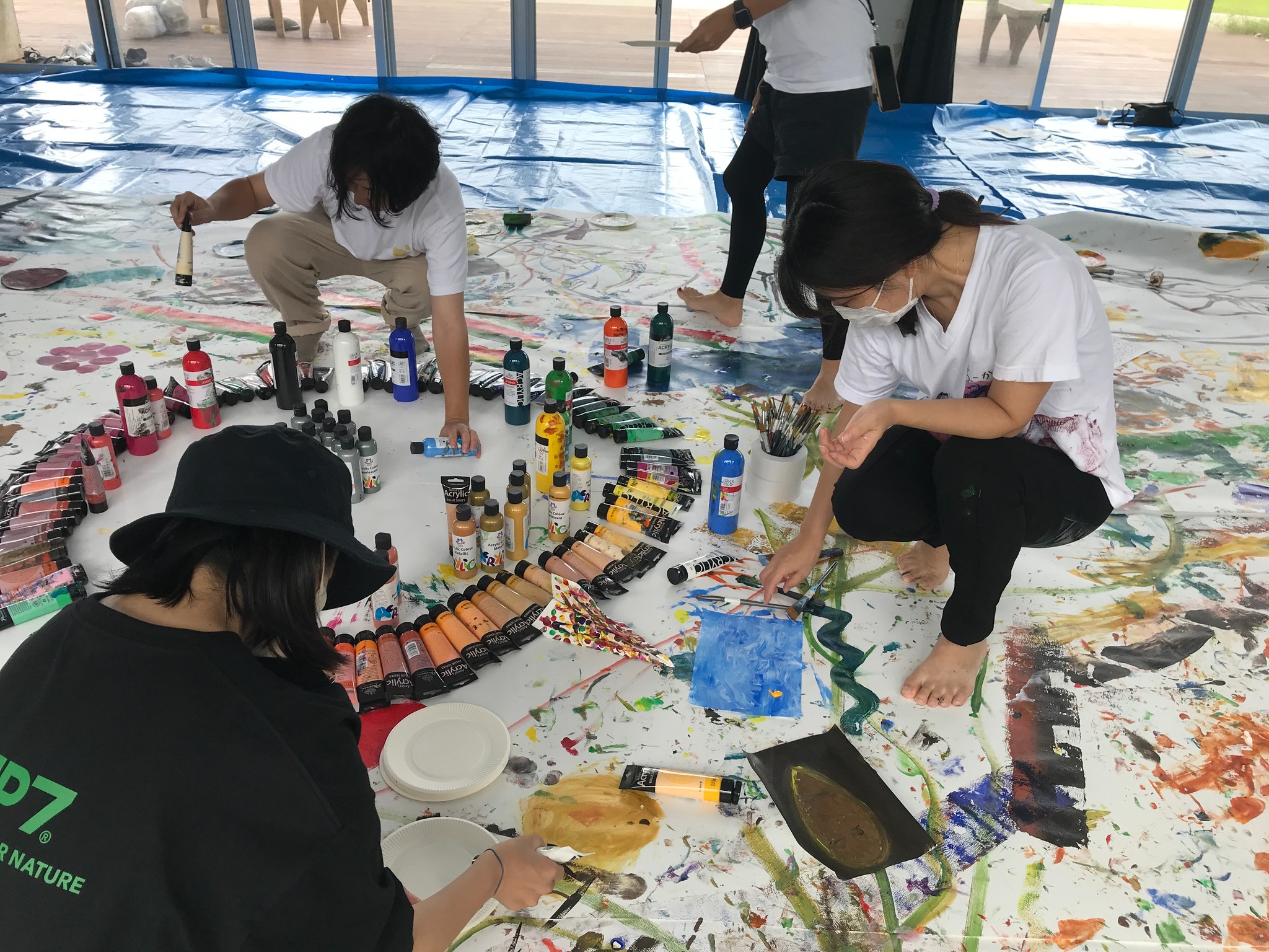 廃校になった中学校がワーケーション施設として蘇る! 沖縄の子どもたちとシングルマザーの笑顔を作る拠点に