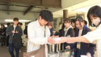 うどんとコーヒーで歓迎 香川大学で新入生歓迎祭 100以上のサークルなどが活動内容や魅力をPR