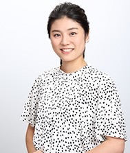重信友里