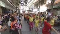 岡山芸術創造劇場ハレノワのグランドオープンを祝い表町商店街でイベント