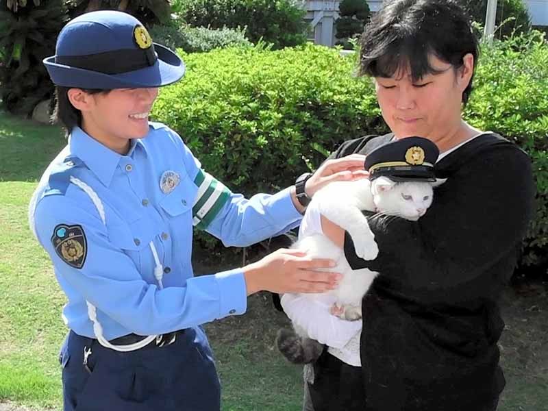 県警察学校にすみ着いた「タマ警視」