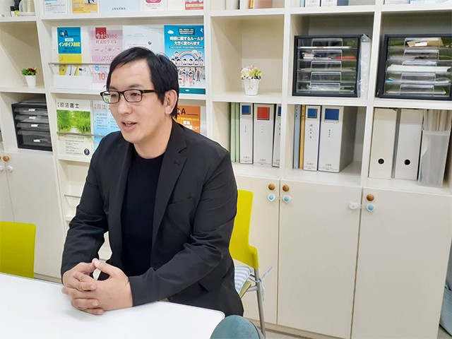 石動総合会計法務事務所 会議 中5
