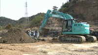 香川・豊島の太陽光発電所予定地 県議会環境建設委員らが視察