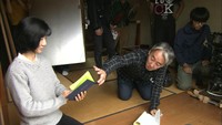 自由律俳句・住宅顕信を描く 映画「ずぶぬれて犬ころ」試写会