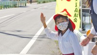 来春から小学生 園児が警察官から「横断歩道の渡り方」学ぶ 岡山市