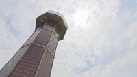 普段は中に入れない「赤灯台」に登れるイベント 高松港のシンボルからの景色は 香川
