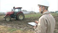 無人のトラクターをタブレットで操作 農業の最新技術学ぶ研修会 岡山