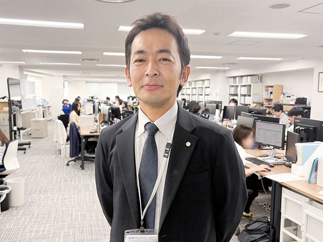 191638 ストラーダ司法書士法人3 会議中