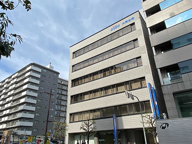 いばらき総合法律事務 会議中3