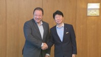 ウクライナの駐日大使が岡山県知事を表敬訪問 感謝を伝えるとともに今後の継続的な支援を要請