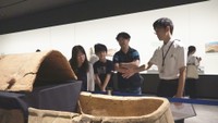 地域の歴史に興味がある中学生や高校生 博物館で展示の見どころを解説 岡山