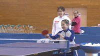 卓球の五輪メダリスト 石川佳純さんが子どもたちを指導 岡山