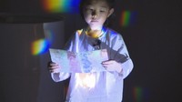 世界で活躍する両親に憧れて アートパフォーマーの小学1年生「いつか追い抜かす!」 香川・豊島