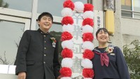 77年の歴史に幕 閉校する中学校で最後の卒業式「2人で分かち合ってきた3年間は永遠の宝物」 香川・坂出市