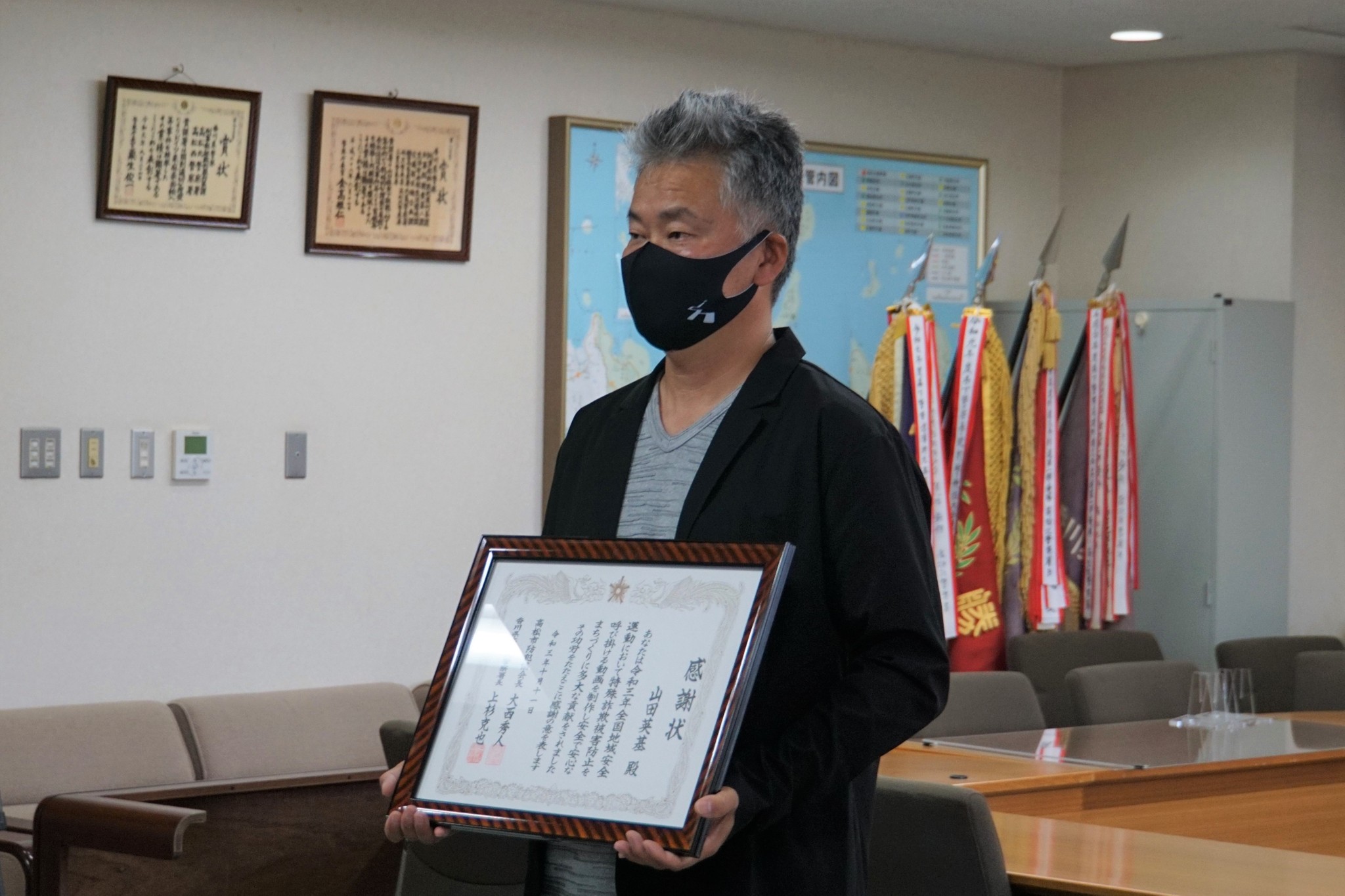 働きながら動画制作を学んだ会社員 特殊詐欺防止の動画で警察署から感謝状