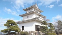 丸亀城天守の入場者数が過去2番目の多さに 外国人は前年の10倍 7月からは城泊も開始へ