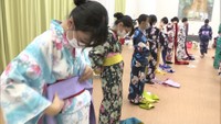 気分も涼やかに 色鮮やかな浴衣姿で1日学校生活 岡山・総社市