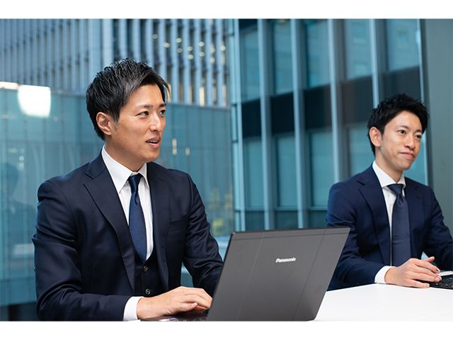 191656 司法書士法人ミラシア3 会議中