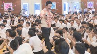 神奈月さん、元AKB48・北原里英さんらが志度高校でお笑いライブ 創立100周年の気運高める 香川・さぬき市