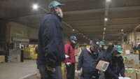 寂しさと期待感…移転する青果棟で「最後の初競り」 業者の思いは 高松市中央卸売市場