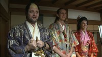 女子バレーブルガリア代表チーム 岡山城で着物着付け体験