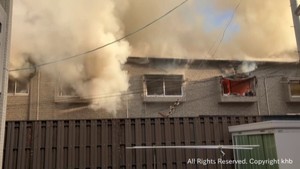 アパートから出火 3人が病院に搬送 仙台・若林区