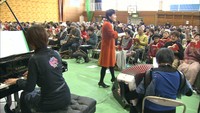 「歌の力」で豪雨被災地にともしびを…真備で復活の歌声喫茶 東京の名店とコラボ 倉敷市