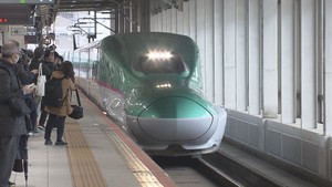 東北新幹線 約1カ月ぶりに全線で再開 当面は本数8割の臨時ダイヤで運行